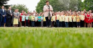 [VIDEO] Premier Beata Szydło: Rząd realizuje inwestycje służące lokalnym społecznościom