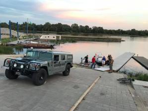 Toruń: Ludzie Krzysztofa Rutkowskiego szukali ciała zaginionego Remigiusza Baczyńskiego w Wiśle. Agenci sprawdzą kolejne miejsca