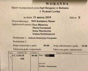 [VIDEO] TOGI BEZ SUMIEŃ: Szaleństwa porwania 7-letniej Zosi nie potrafił wczoraj zakończyć Sąd Okręgowy w Radomiu pod przewodnictwem Kazimierza Mazura. Mając świadomość licznych swoich błędów z 7 miesięcy, przedłużył to porwanie o kolejne 3 miesiące!
