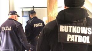[VIDEO] Rutkowski i dziennikarze Patriot24.net ujawnili oszustwa karno-skarbowe Piotra J. na dziecięcym placu zabaw w Skawinie? Sprawę bada Policja która przyjęła zawiadomienie od jego wspólniczki, której kluczowe oświadczenie mogło być podrobione!