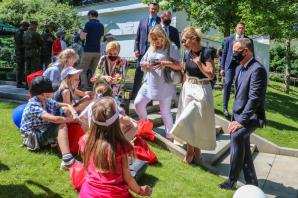 [VIDEO] Bezpieczne wakacje z parą prezydencką