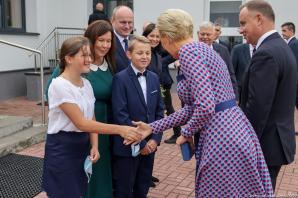 [VIDEO] Para Prezydencka na rozpoczęciu roku szkolnego w Kruszewie
