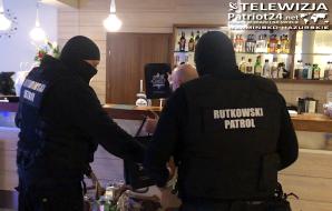 [VIDEO] Jechali na ślub, on zginął. Charytatywny bal przebierańców dla Katarzyny Siudej. Prezenty na licytację podarował m.in. Krzysztof Rutkowski 