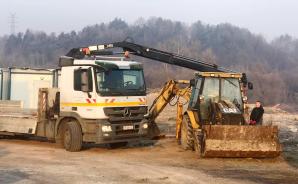 [VIDEO] Koparkę odzyskał właściciel po 2 latach. Skuteczna akcja Rutkowskiego!