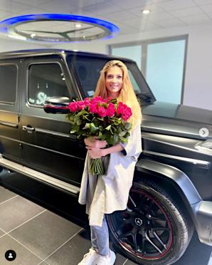 Porsche i Mercedes skradzione Izabeli Łukomskiej-Pyżalskiej! Modelka i jej mąż proszą o pomoc Krzysztofa Rutkowskiego!