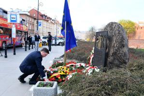 Minister Sprawiedliwości upamiętnił ofiary zbrodni katyńskiej