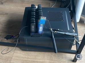 [VIDEO] Przestępcza infrastruktura tzw. „simbox-ów” przejęta przez CBZC