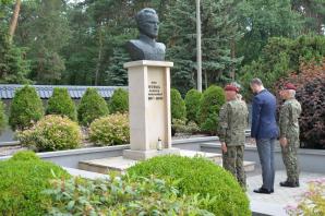 [VIDEO] Wicepremier W. Kosiniak – Kamysz: Potrzebujemy zjednoczenia, wsparcia dla żołnierzy i funkcjonariuszy i odporności społecznej w wojnie hybrydowej, która została wymierzona przeciwko Polsce