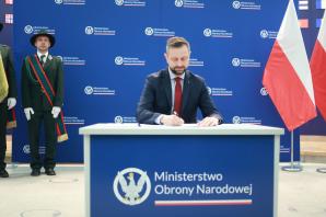 [VIDEO] O budowaniu sił zbrojnych Rzeczypospolitej i budowaniu  wspólnoty narodowej W. Kosiniak-Kamysz na spotkaniu z Polskim Związkiem Łowieckim 