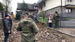 [VIDEO] PATRIOT24 RUTKOWSKI W AKCJI  Bezkarna dewastacja dojazdu do pensjonatu w Zakopanem! Czy urzędnicy podejmą skuteczną interwencję?