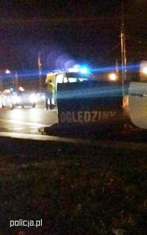 Śmiertelne potrącenia na drogach. Policja apeluje do pieszych: noście odblaski!