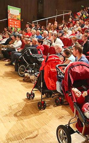 Nysa: Odbył się 3- dniowy, V Zjazd Dużych Rodzin, który zgromadził beneficjentów korzyści wynikających z posiadania więcej niż dwójki dzieci. Na zjeździe obecna była Minister  Elżbieta Rafalska