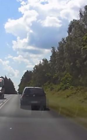 [VIDEO] Policyjne małżeństwo, będąc na urlopie, zapobiegło tragedii