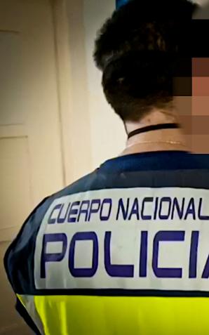 [VIDEO] Dzięki współpracy CBŚP, SG, Prokuratury Krajowej i służb hiszpańskich oraz brytyjskich, przy wsparciu Europolu, Eurojustu, KGP i KAS-u, kolejne uderzenie w zorganizowaną grupę powiązaną z pseudokibicami