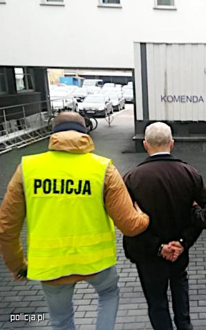 Wystawiał zwolnienia lekarskie oraz zaświadczenia o niezdolności do udziału w czynnościach procesowych bez przeprowadzania badań