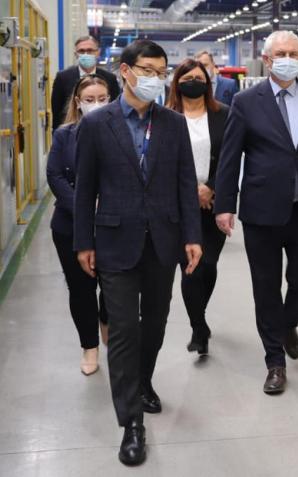 Południowokoreański koncern zainwestuje w fabryki produkujące pralki i lodówki we Wronkach