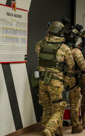 [VIDEO] III edycja ćwiczeń Skuteczni Razem – SPKP z PSP przeciwko zagrożeniom terrorystycznym z przedstawicielami jednostek kontrterrorystycznych z Czech 