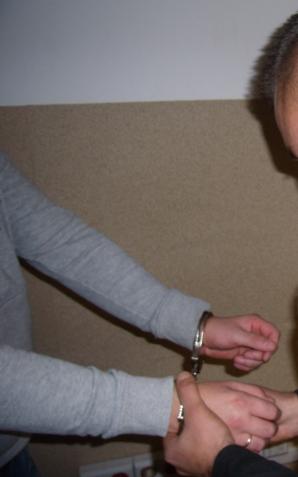  Kradniesz - nie pij. Piłeś - nie jedź 