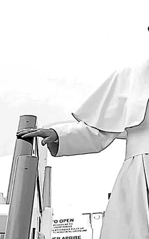 [VIDEO] „Spojrzał z miłosierdziem i wybrał”. Nie żyje Papież Franciszek