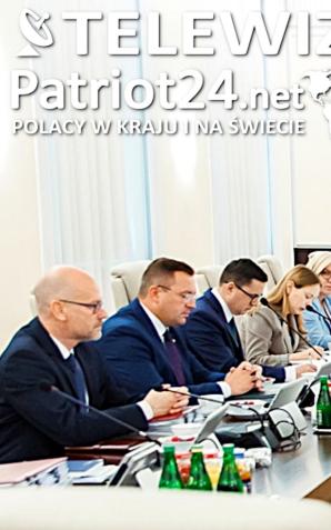 [VIDEO] Pierwsze posiedzenie rządu w nowym składzie