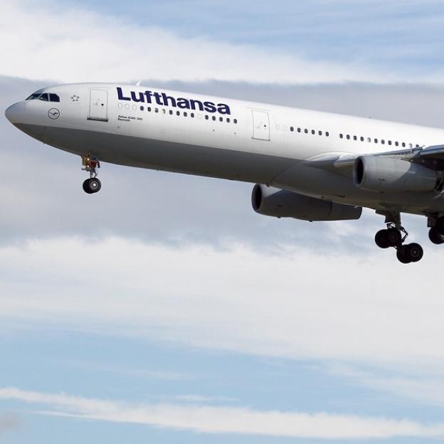 Lufthansa planuje znaczne redukcje w liczbie połączeń z i do Polski.