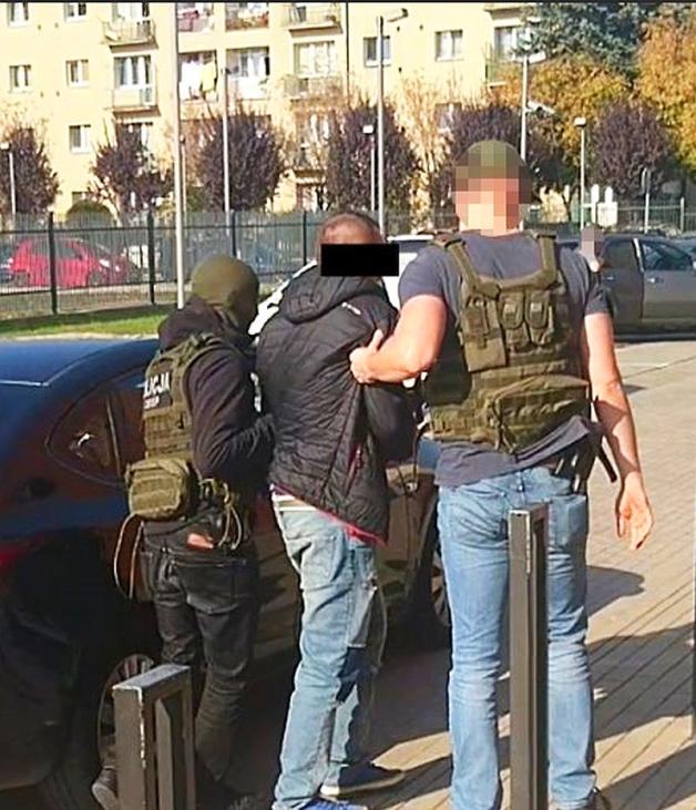 Auta skradzione w Hiszpanii, były legalizowane w Polsce