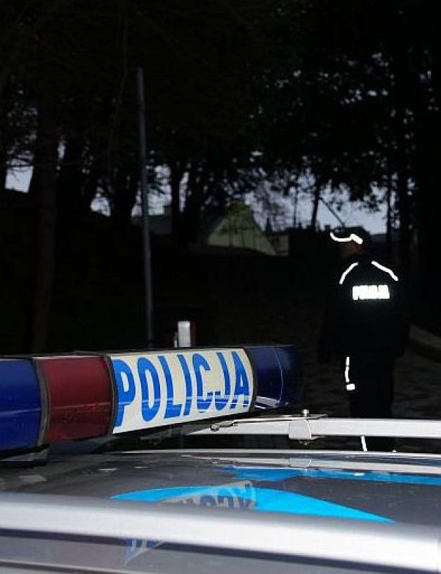 Policjanci uratowali dwie osoby przed śmiercią z wychłodzenia