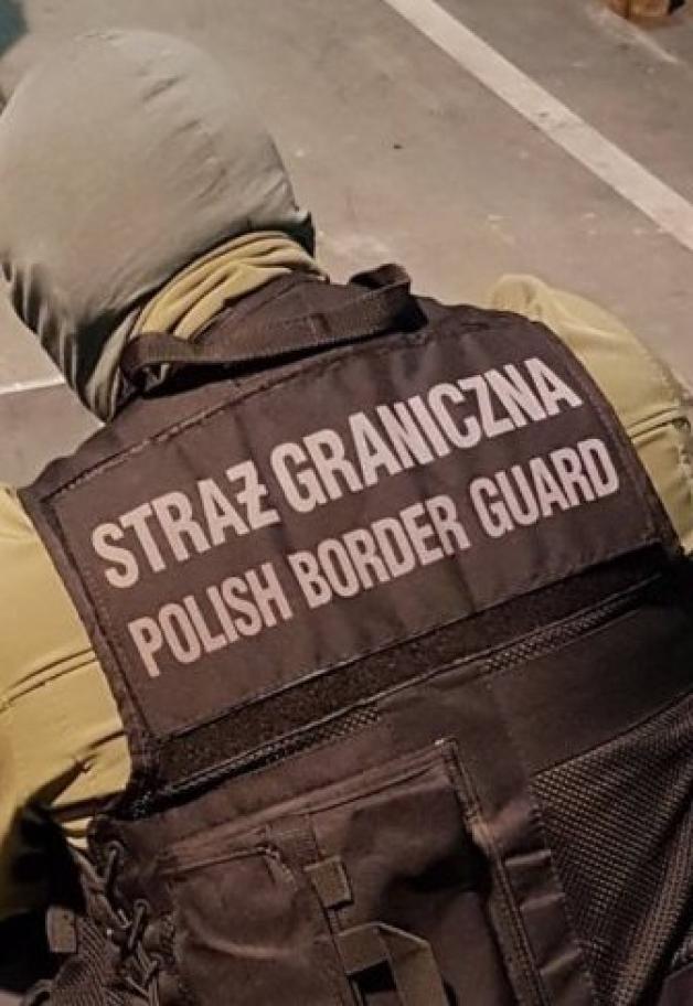 Poznań: Straż Graniczna udaremniła nielegalny wywóz broni do USA!