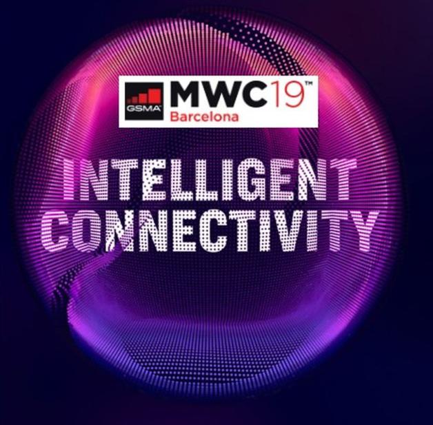 [VIDEO] Barcelona MWC19: Zaprezentowano smartfon z pięcioma obiektywami. Aparaty cyfrowe w telefonach są coraz bardziej zaawansowane