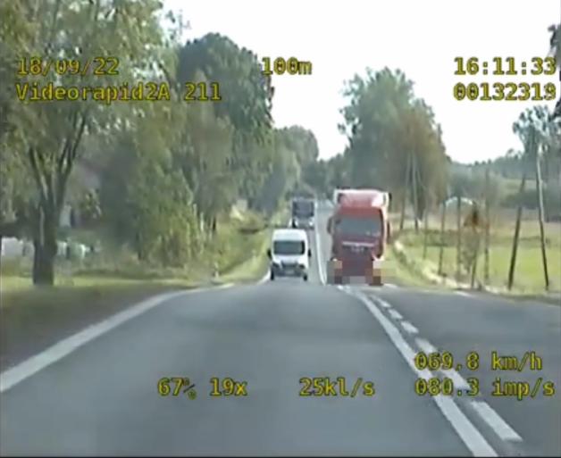 [VIDEO] Kierowca z Estonii ciężarówką przez ciągłą, 4000 zł mandatu.