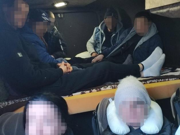 Stracił prawo jazdy, ponieważ przewoził zbyt wielu pasażerów