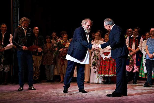 Gloria Artis dla Andrzeja Grabowskiego i ogłoszenie współprowadzenia teatru w Krakowie